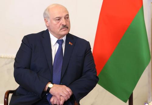 Лукашенко помиловал 123 осуждённых